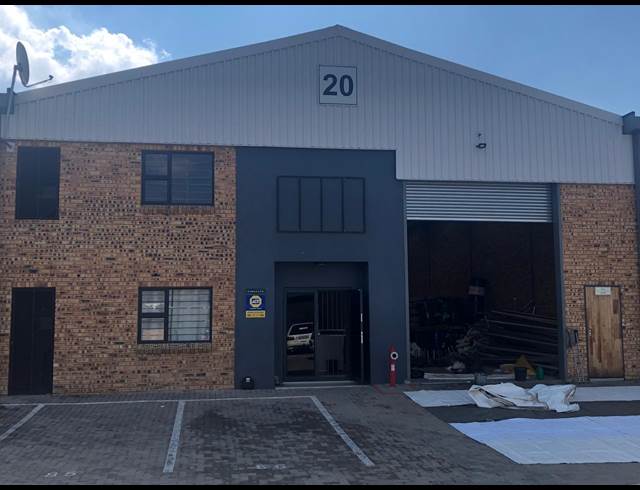 461M² WAREHOUSE TO LET IN STRIJDOMPARK