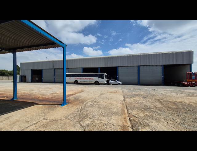 1,500M² FACTORY TO LET IN MOREHILL