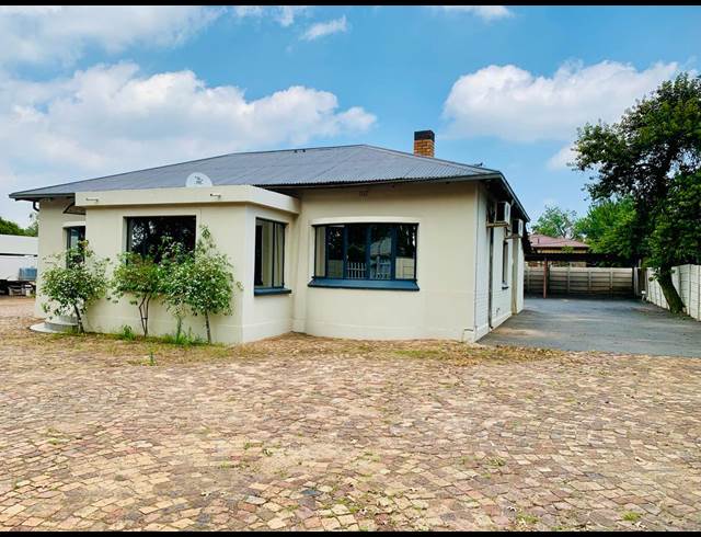 1,100M² OFFICE TO LET IN NORTHMEAD