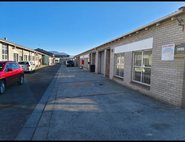 200M² WAREHOUSE TO LET IN WETTON