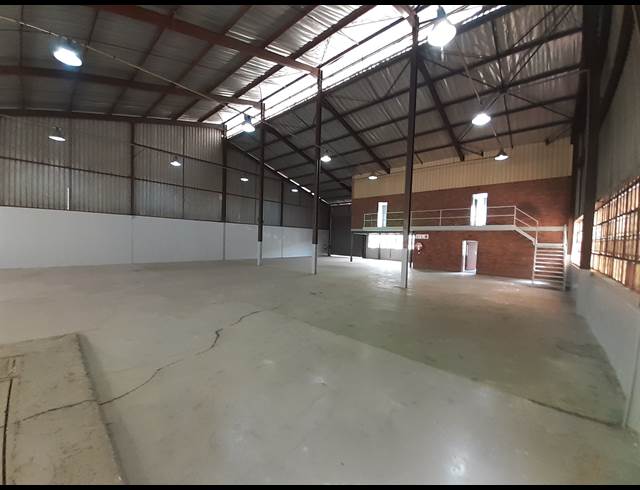 710M² WAREHOUSE TO LET IN ROBERTVILLE