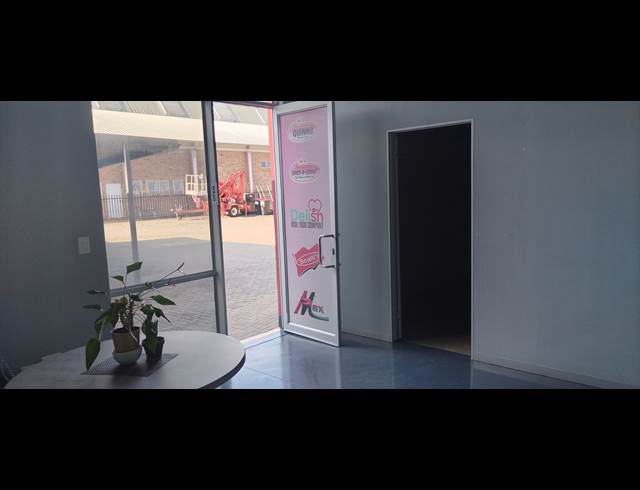 229.20M² BUSINESS CENTRE TO LET IN RIVERSIDE PARK