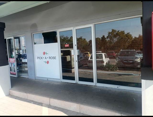 16M² BUSINESS CENTRE TO LET IN DIE WILGERS