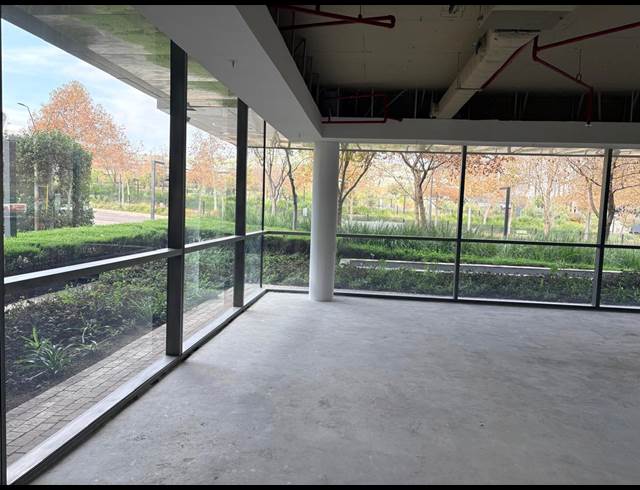 510M² OFFICE TO LET IN WATERFALL