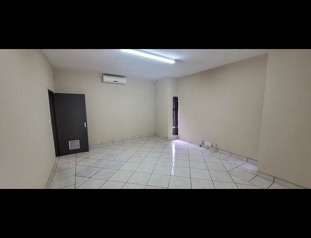 101M² OFFICE TO LET IN NELSPRUIT CENTRAL