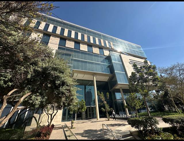 1,155M² OFFICE TO LET IN SANDTON CENTRAL