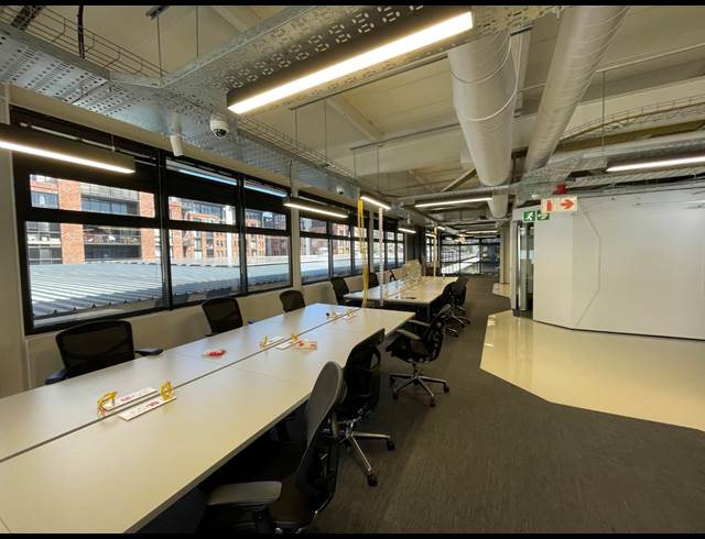 207M² OFFICE TO LET IN GARDENS