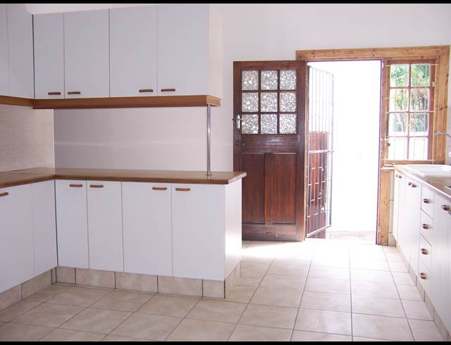 3 bed property to rent in OBSERVATORY