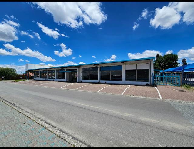 1,135M² BUSINESS TO LET IN TRICHARDT
