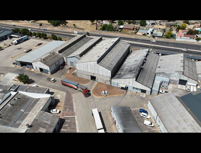 1,143M² WAREHOUSE TO LET IN PAARL CENTRAL