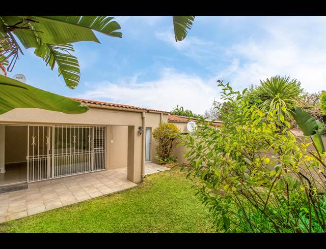 2 BEDROOM APARTMENT RENTED IN BRYANSTON