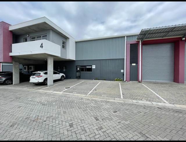 517M² WAREHOUSE TO LET IN STIKLAND INDUSTRIAL