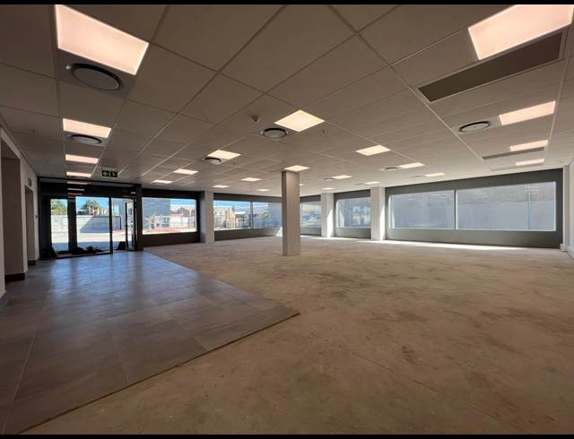 17,600M² WAREHOUSE TO LET IN PAROW INDUSTRIAL