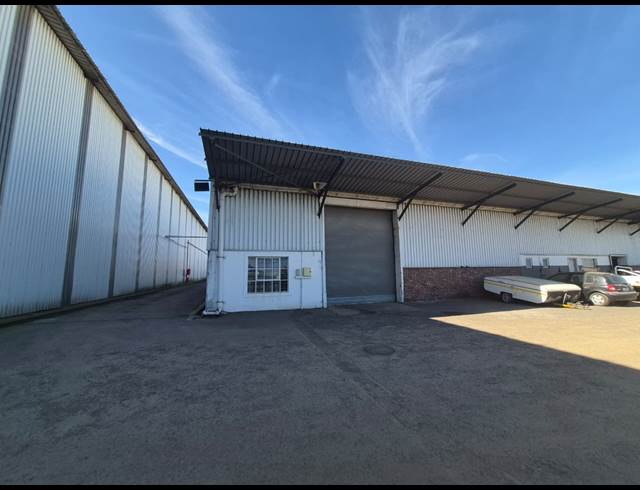 446.20M² WAREHOUSE TO LET IN BRACKENFELL SOUTH