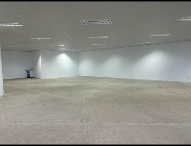 386M² OFFICE TO LET IN DIE HEUWEL