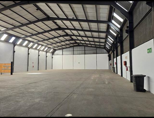 INDUSTRIAL PROPERTY TO RENT IN PAROW INDUSTRIAL