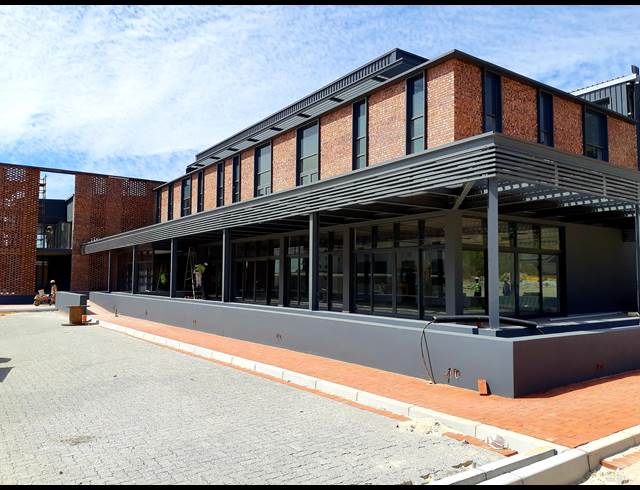 2,739M² OFFICE TO LET IN SALT RIVER