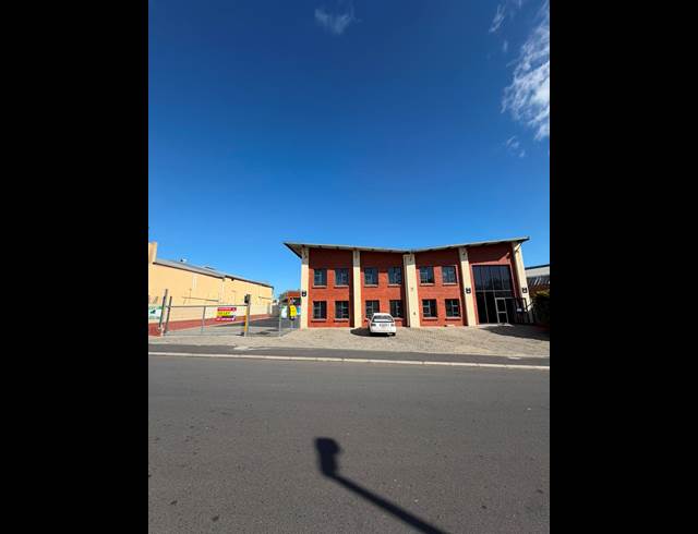 1,067M² WAREHOUSE TO LET IN BRACKENFELL INDUSTRIAL
