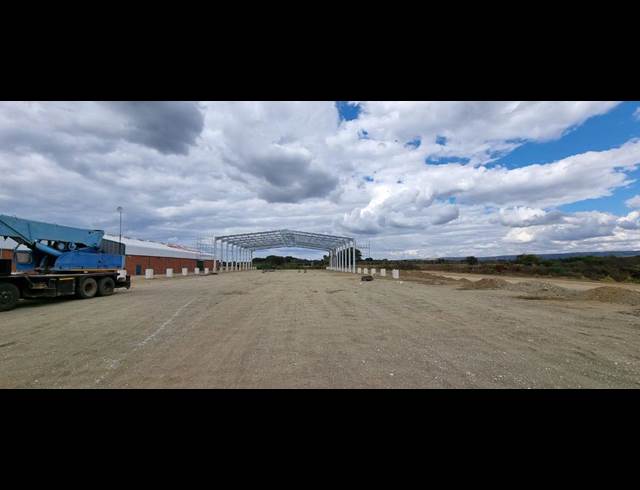 4,200M² WAREHOUSE TO LET IN ONDERSTEPOORT