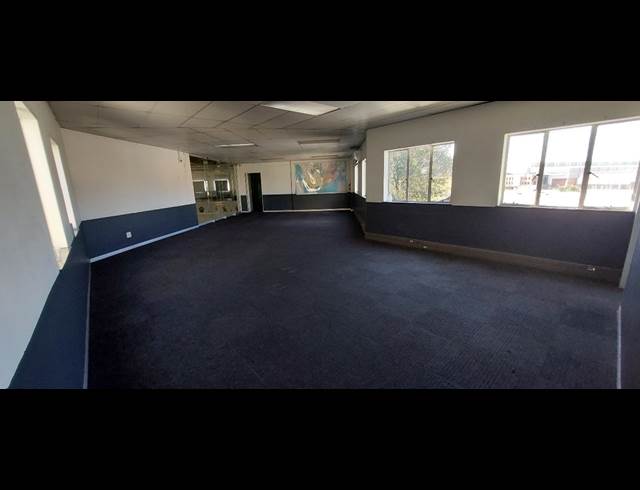 2,316M² WAREHOUSE TO LET IN ROOIHUISKRAAL