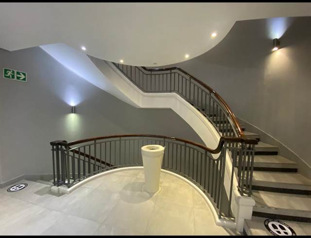 340M² OFFICE TO LET IN CAPE TOWN CITY CENTRE