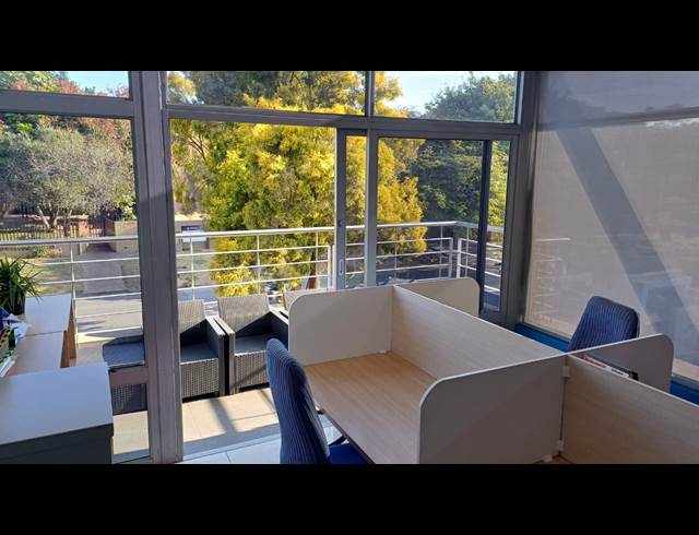 156M² OFFICE TO LET IN NELSPRUIT EXT 1
