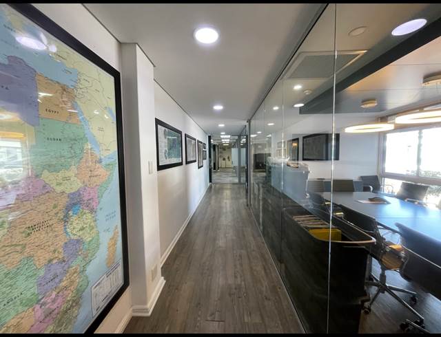 277M² OFFICE TO LET IN WATERFRONT