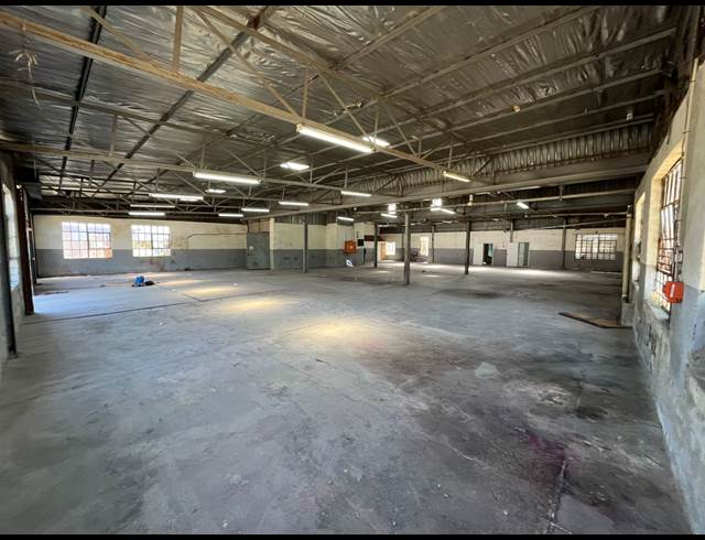 628M² WAREHOUSE TO LET IN NEW ERA