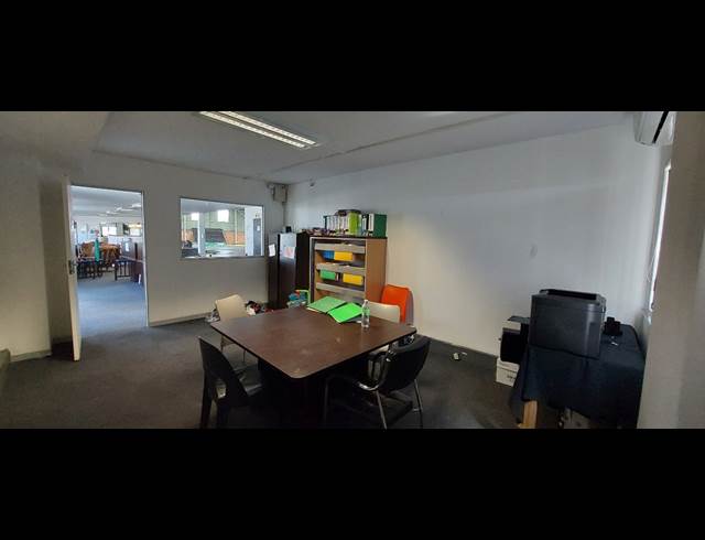2,316M² WAREHOUSE TO LET IN ROOIHUISKRAAL
