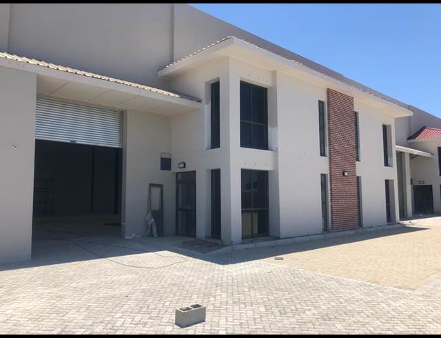 445M² WAREHOUSE TO LET IN STIKLAND INDUSTRIAL
