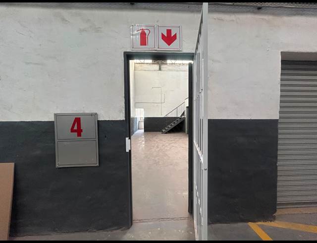 176M² WAREHOUSE TO LET IN SEBENZA