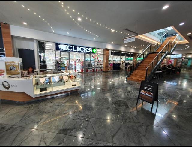 336M² OFFICE TO LET IN SEA POINT