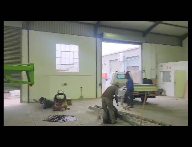 440M² SHOWROOM RENTED IN MALMESBURY INDUSTRIA
