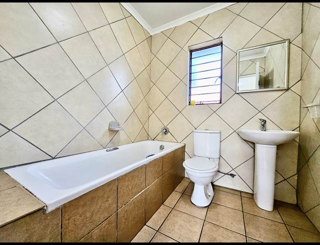 1 bed property to rent in ESTHER PARK