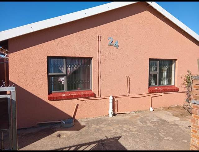 1 BEDROOM PROPERTY TO RENT IN GRAHAMSTOWN RURAL