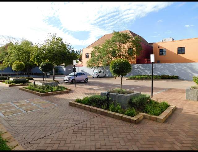 107M² OFFICE TO LET IN ILLOVO