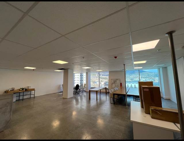 155.60M² OFFICE TO LET IN CAPE TOWN CITY CENTRE