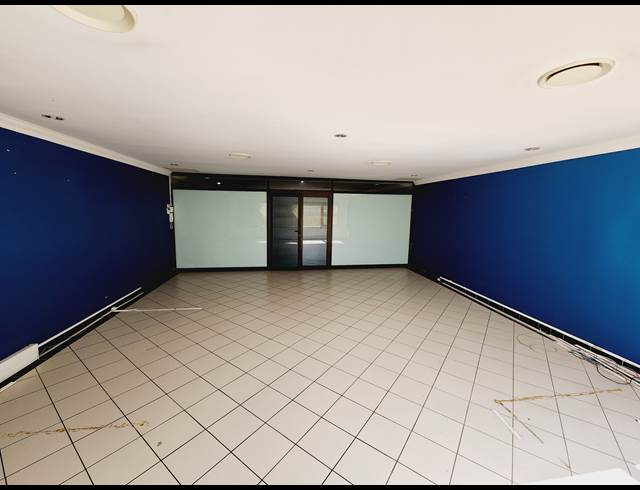 753M² OFFICE TO LET IN NORTH RIDING