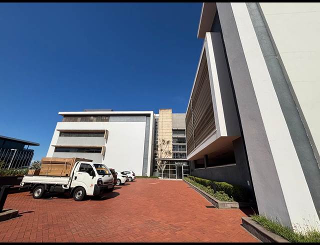 638M² OFFICE TO LET IN UMHLANGA RIDGE