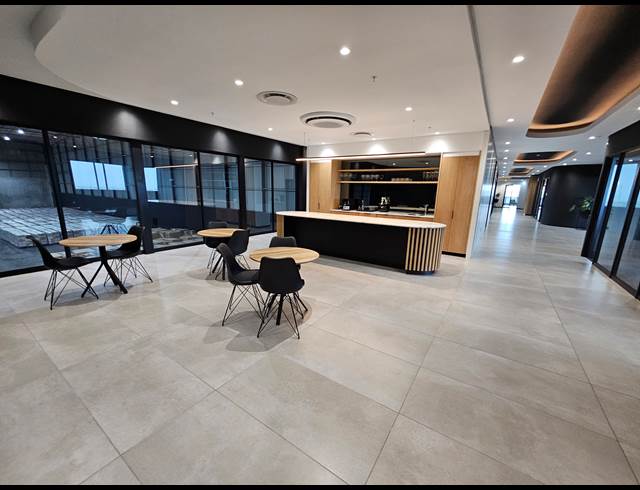 3,851M² WAREHOUSE TO LET IN ATLANTIC HILLS