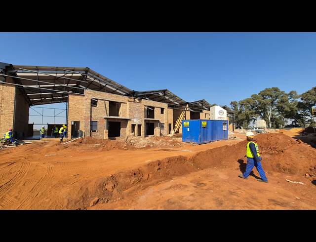 515M² WAREHOUSE TO LET IN BARTLETT