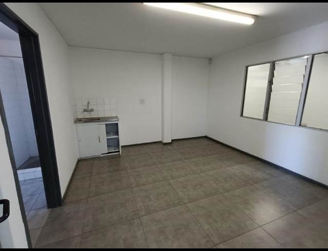 INDUSTRIAL PROPERTY TO RENT IN KYA SANDS