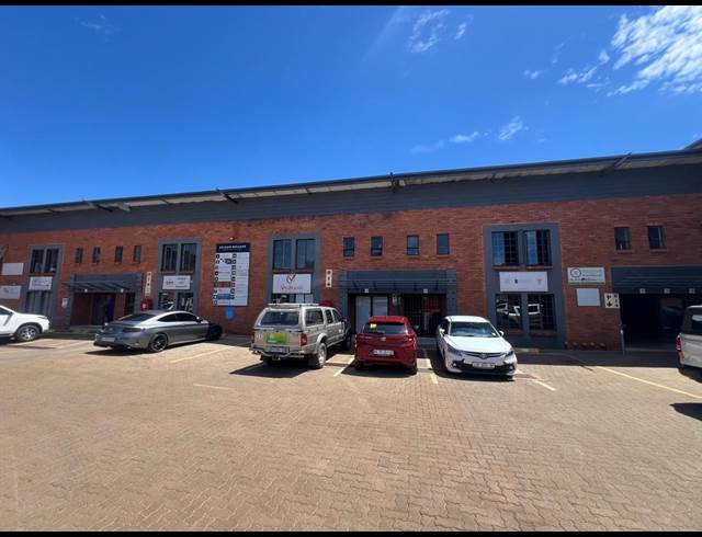 267M² WAREHOUSE TO LET IN HENNOPSPARK