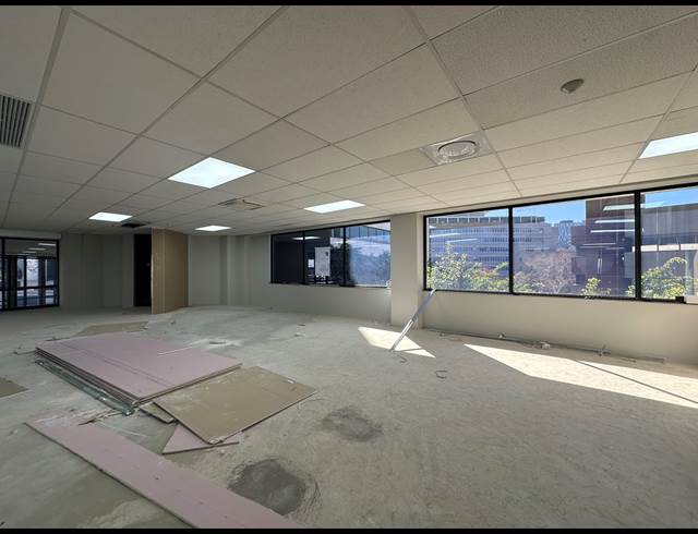 214M² OFFICE TO LET IN SANDTON CENTRAL