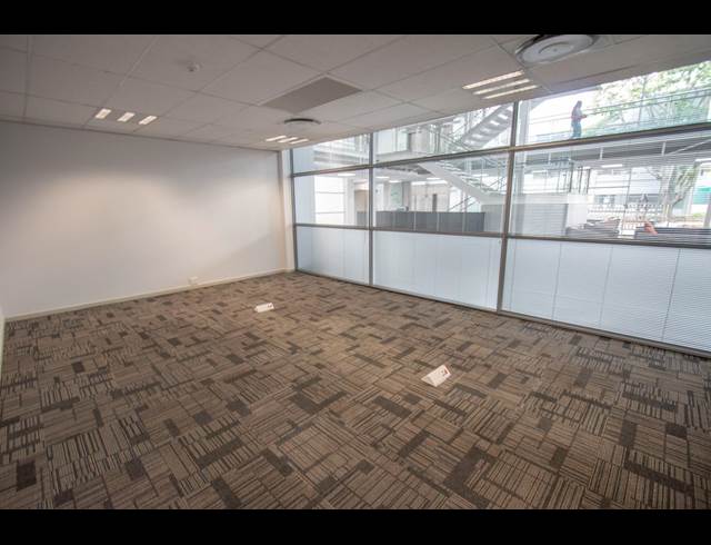 936M² OFFICE TO LET IN ILLOVO