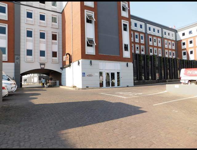 224M² OFFICE TO LET IN ROSEBANK