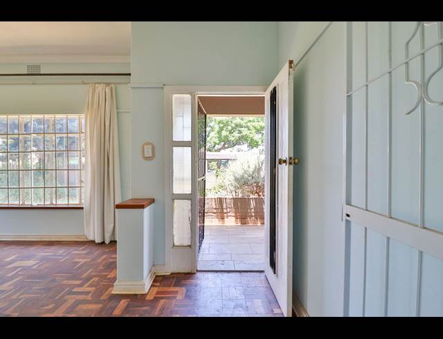 3 BEDROOM HOUSE TO LET IN PRIMROSE HILL