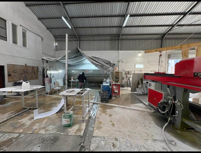 442M² WAREHOUSE TO LET IN BROADLANDS