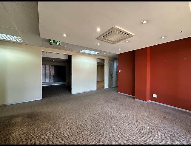 3,278M² OFFICE TO LET IN SANDTON CENTRAL