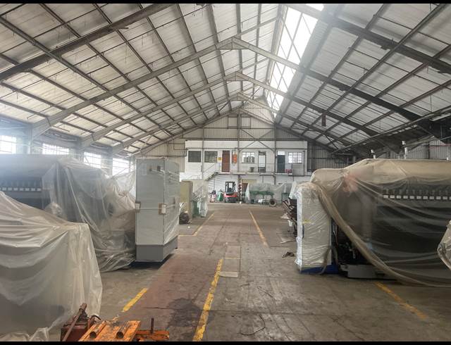 3,398M² WAREHOUSE TO LET IN MOBENI